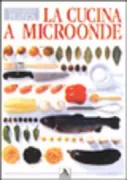 Copertina libro <b>La cucina a microonde</b>
