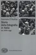 Copertina libro <b>Storia della fotografia in Italia</b>