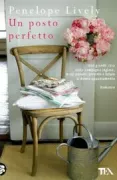 Copertina libro <b>Un posto perfetto<br></b>(titolo originale o altro titolo: <i>Family album</i>)