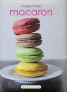 Copertina libro <b>Macaron<br></b>(titolo originale o altro titolo: <i>Macaroons</i>)