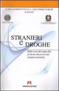 Copertina libro <b>Stranieri e droghe</b>