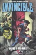 Copertina libro INVINCIBLE 10 DURO A MORIRE