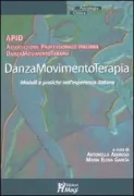 Copertina libro <b>Danzamovimentoterapia</b>