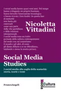Copertina libro <b>Social media studies</b>